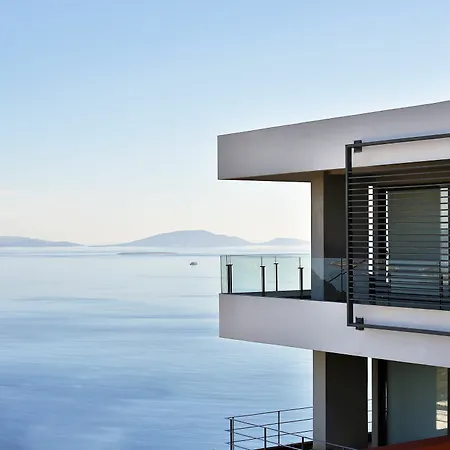 Seaview Loft *